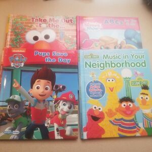 Lot of 4 Children's Picture Books Sesame Street and Nickelodeon